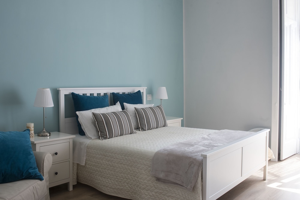 Family Quadruple Room, 1 Bedroom, City View photo 2