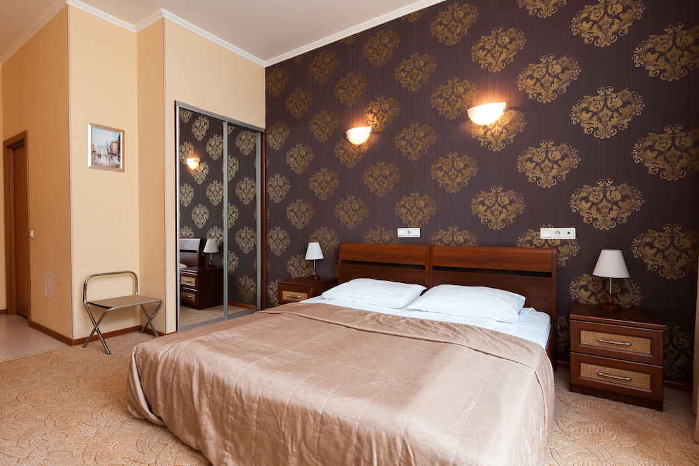 Superior Double or Twin Room photo 2