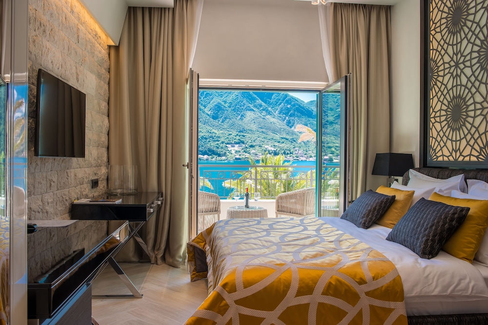 Superior Double Room - Photo 1