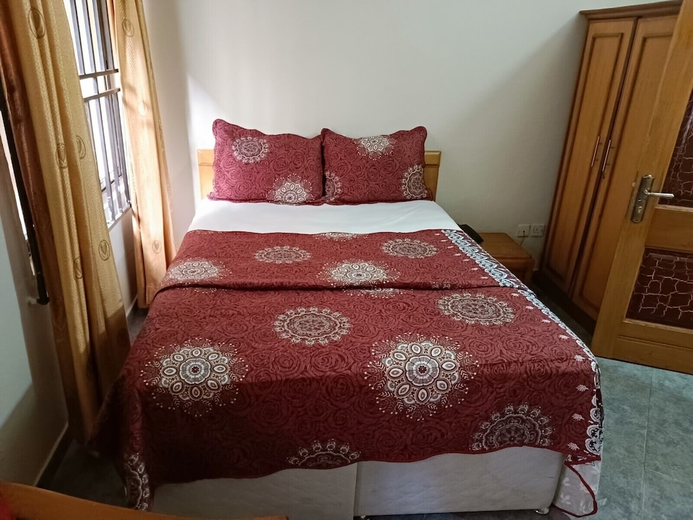 Standard Room photo 2