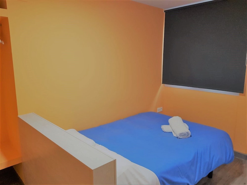 Apartamento Exclusivo, 4 Dormitorios, Vista a la Montaña (Zona Baja - junto a Plaza Pradollano)