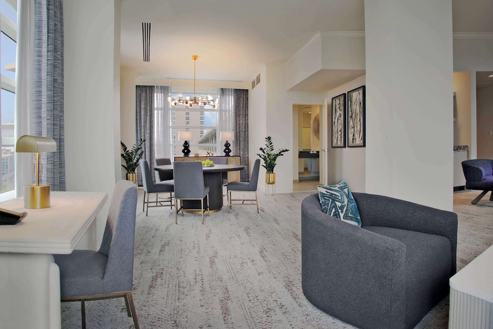 Presidential Suite, Accessible