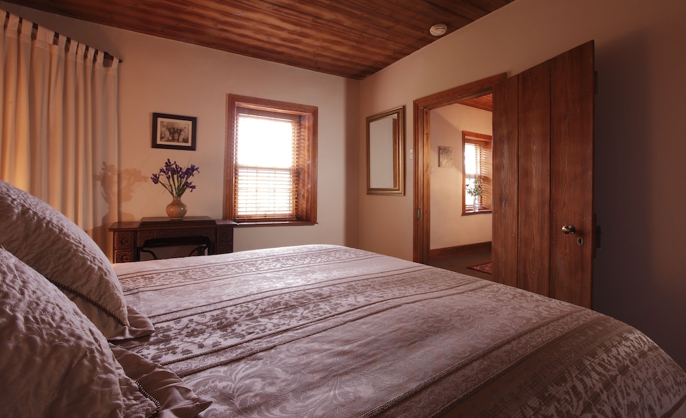 Keefer's Cottage photo 1