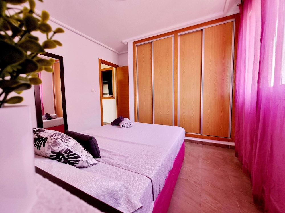 Apt Near Center & Port, Billede 24