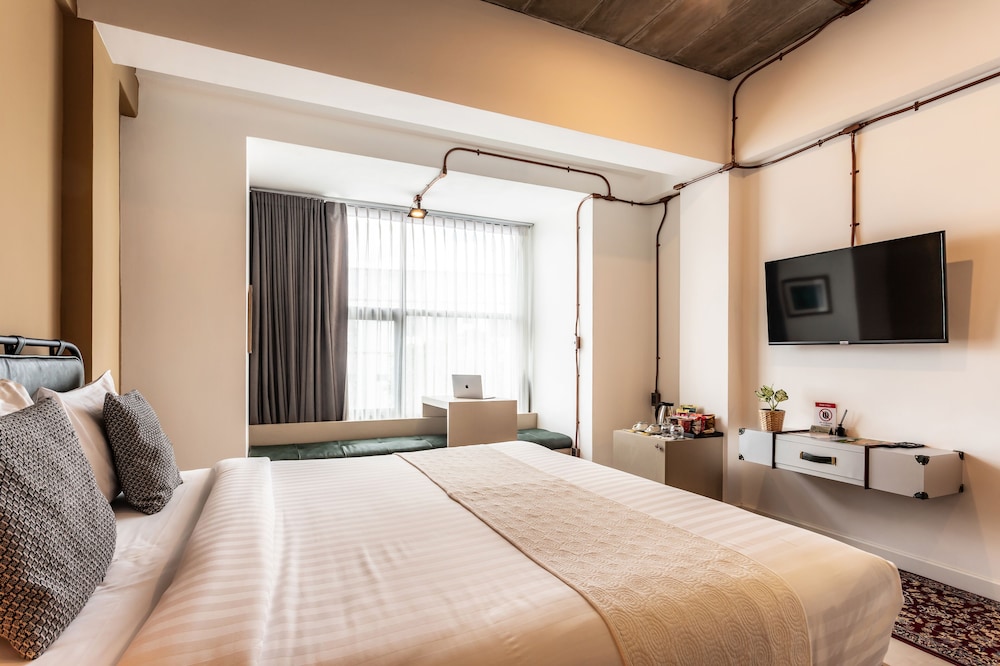 Superior Double Room, 1 King Bed - Photo 1