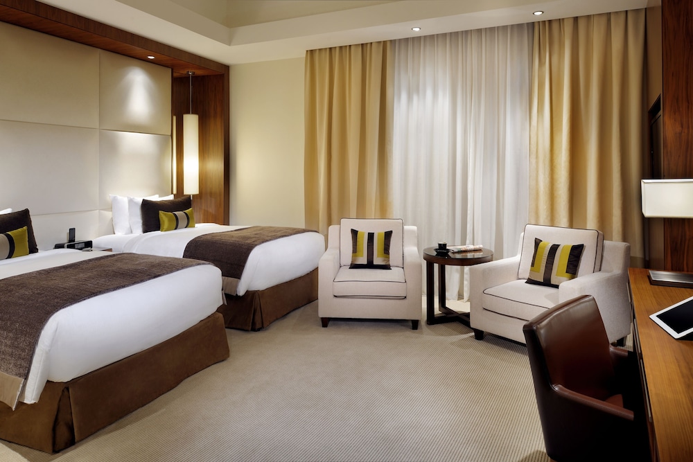 Deluxe Room, 2 Twin Beds photo 2