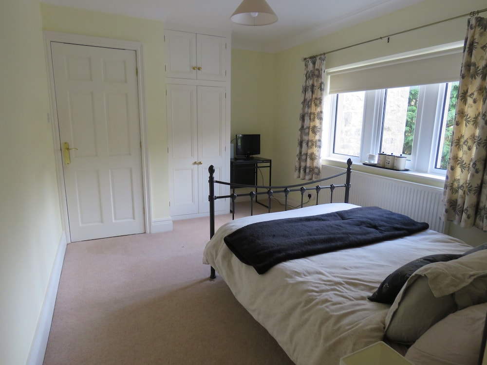 Double Room, Ensuite (Room 2) - Photo 1