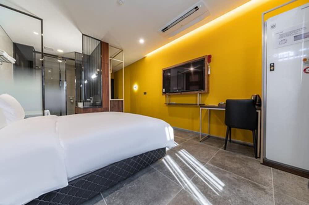 Deluxe Double Room - Photo 3