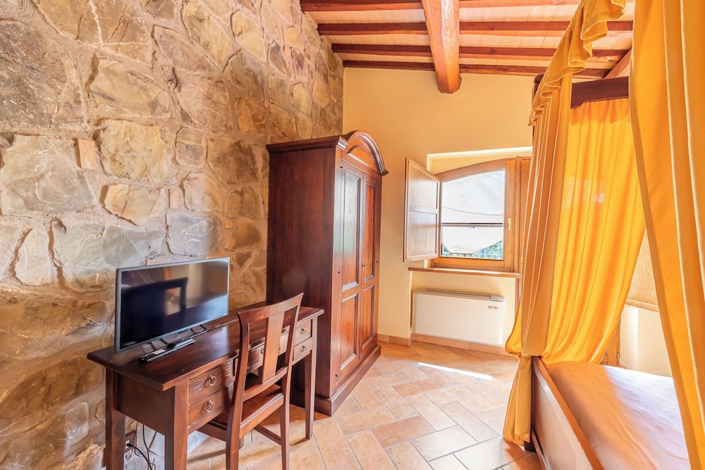 Family Apartment, 2 Bedrooms (Nice Apartment In Biofarm With Pool)