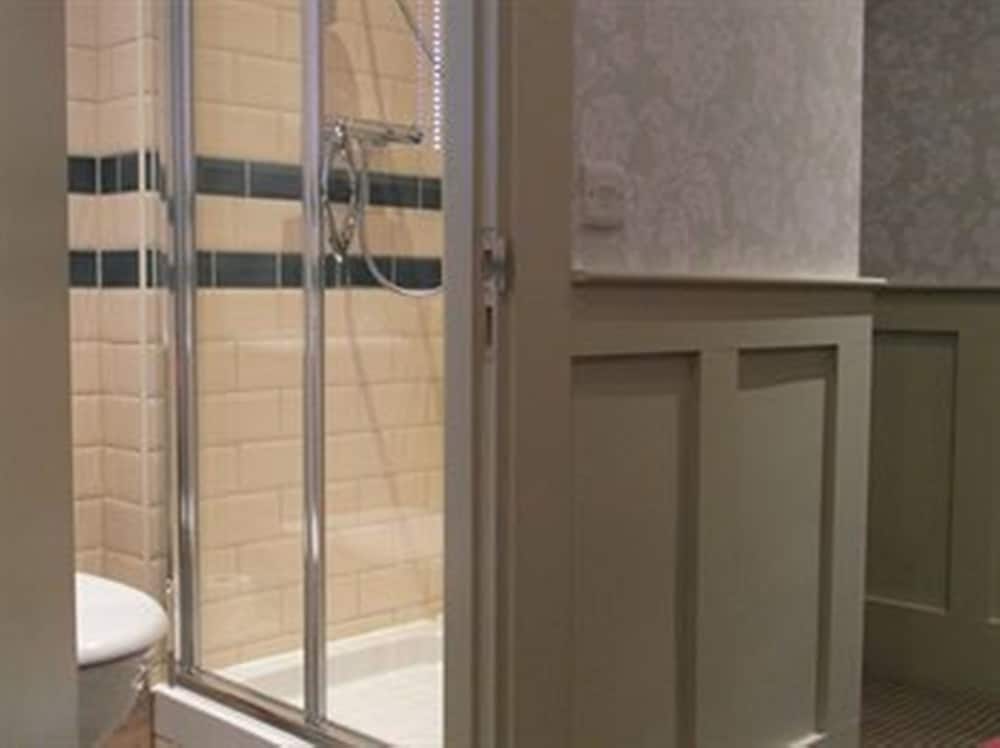 Comfort Double Room thumbnail 6