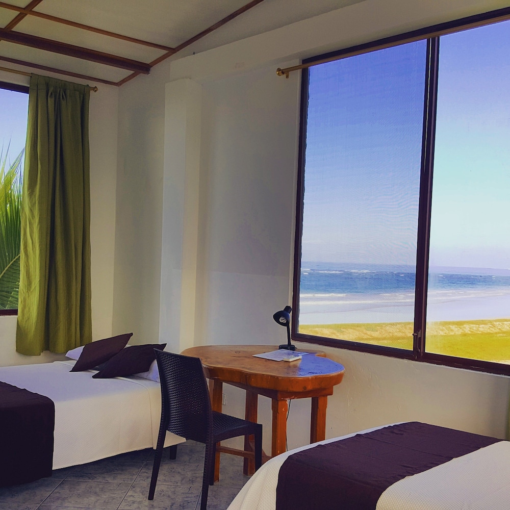 Superior Triple Room, Beach View photo 2