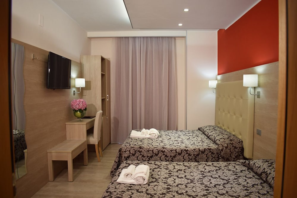 Superior Triple Room photo 1