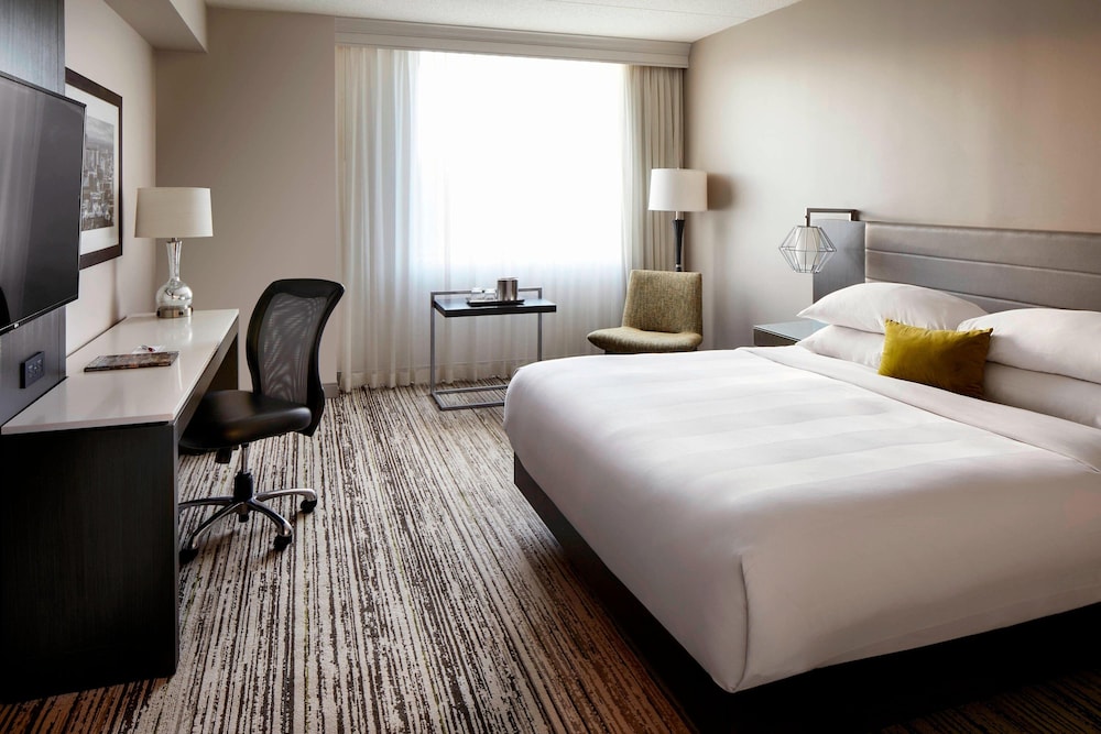 Club Room, 1 King Bed
