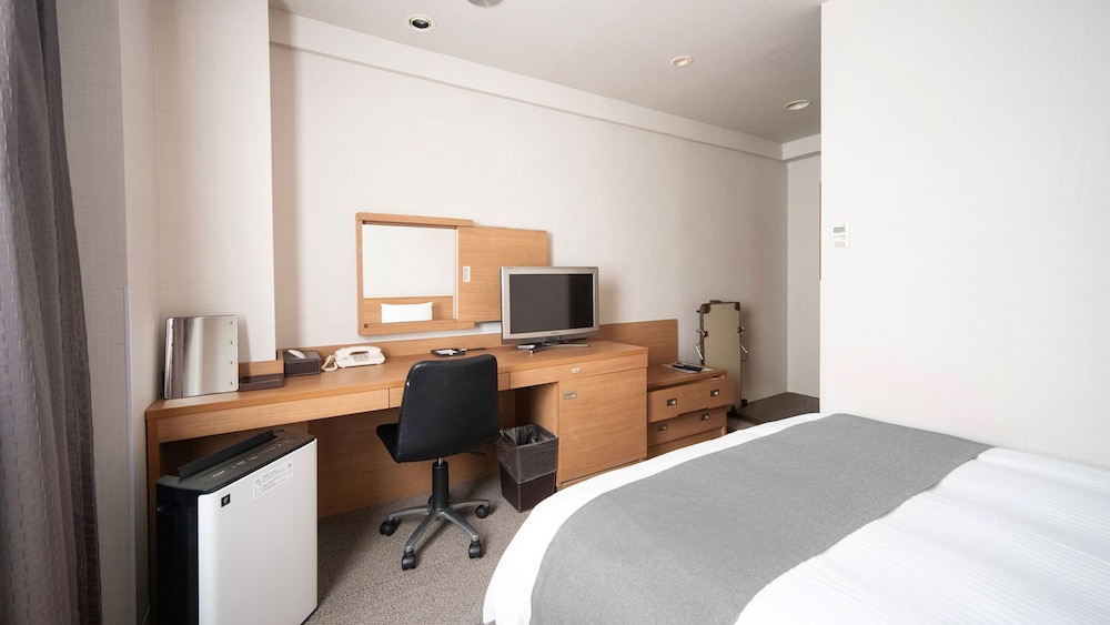 Standard Single Room, 1 Queen Bed, Non Smoking photo 3