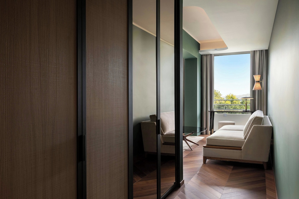 Junior Suite, 1 Bedroom - Photo 3
