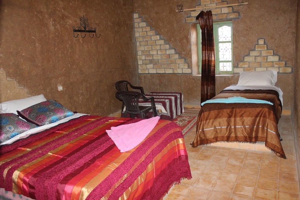 Comfort Triple Room, 3 Bedrooms, Garden View photo 2