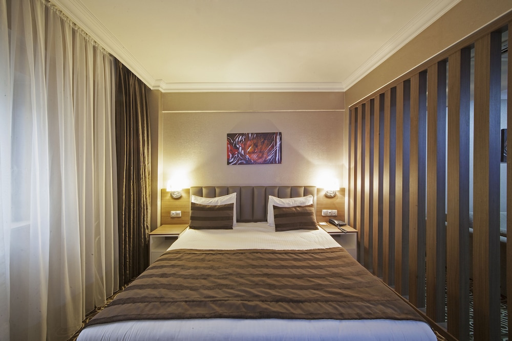 Standard Suite photo 2