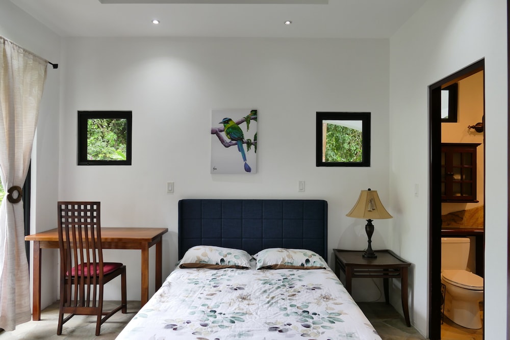 Economy Double Room photo 1