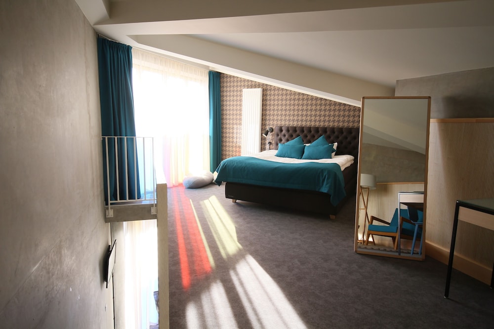 Luxury Suite