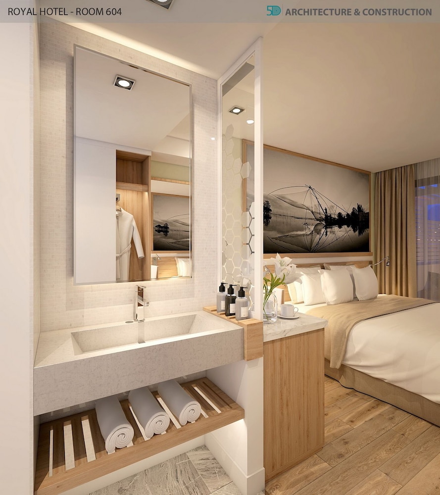 Premier Double or Twin Room, Partial Ocean View photo 3