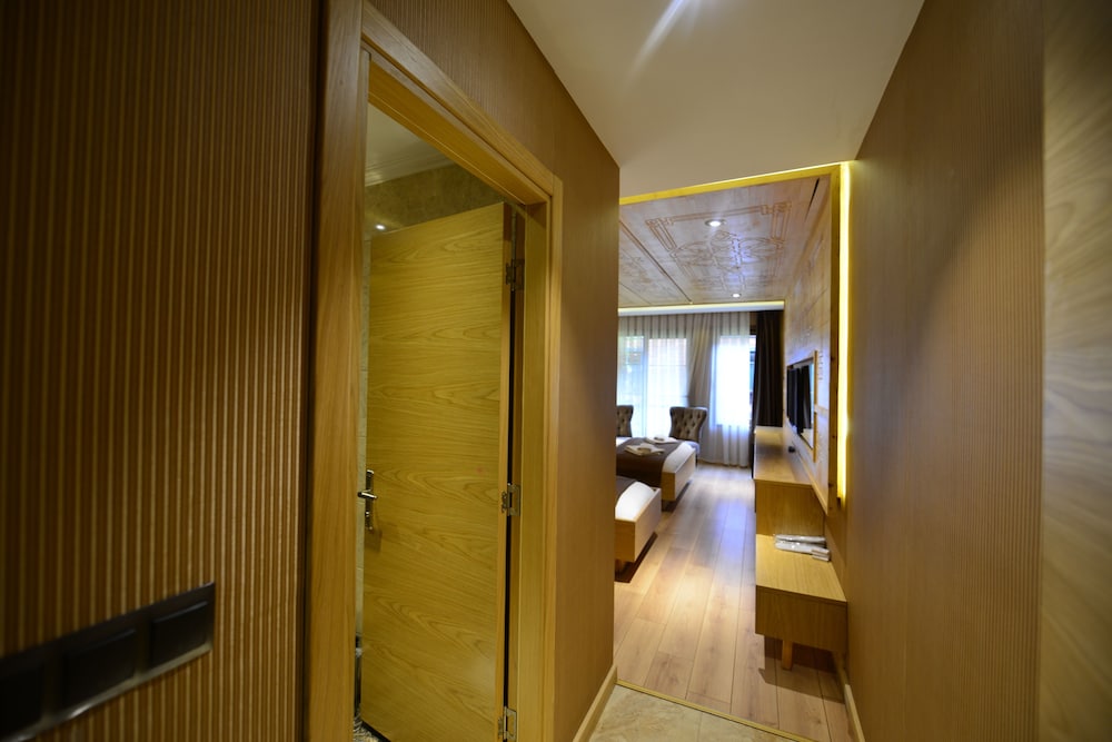 Standard Triple Room photo 2
