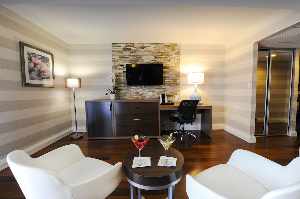 Standard Room, 1 King Bed, Accessible, Jetted Tub