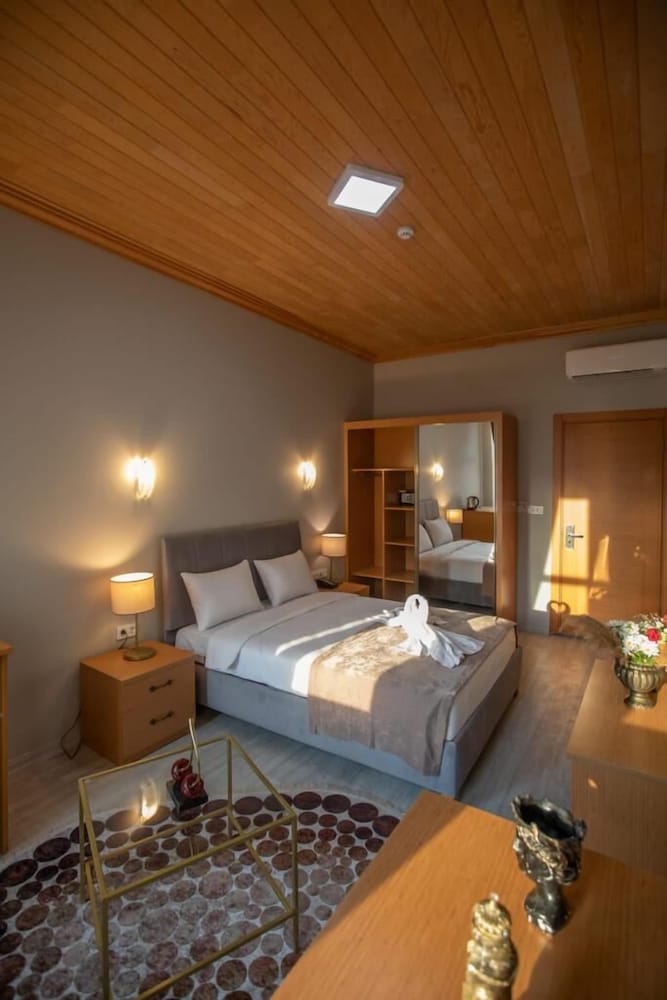 Standard Double Room photo 1