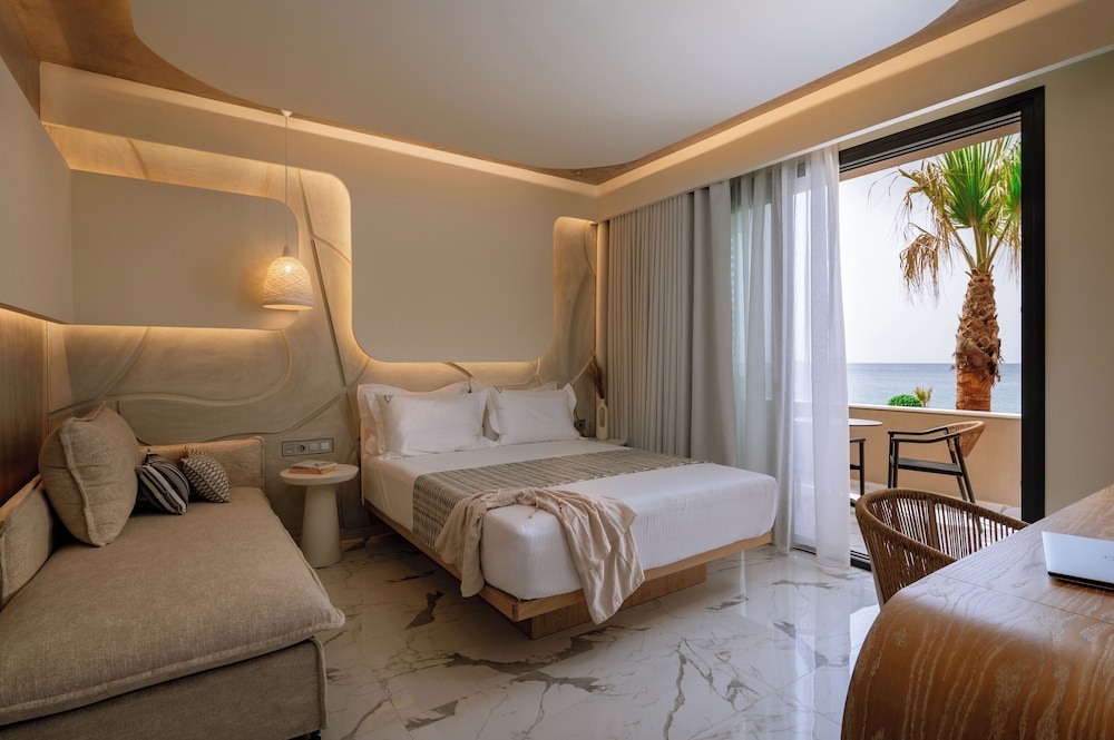 Deluxe Triple Room photo 1