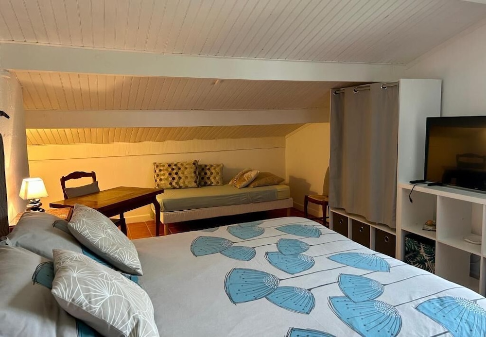 Comfort Room, Patio, Pool View