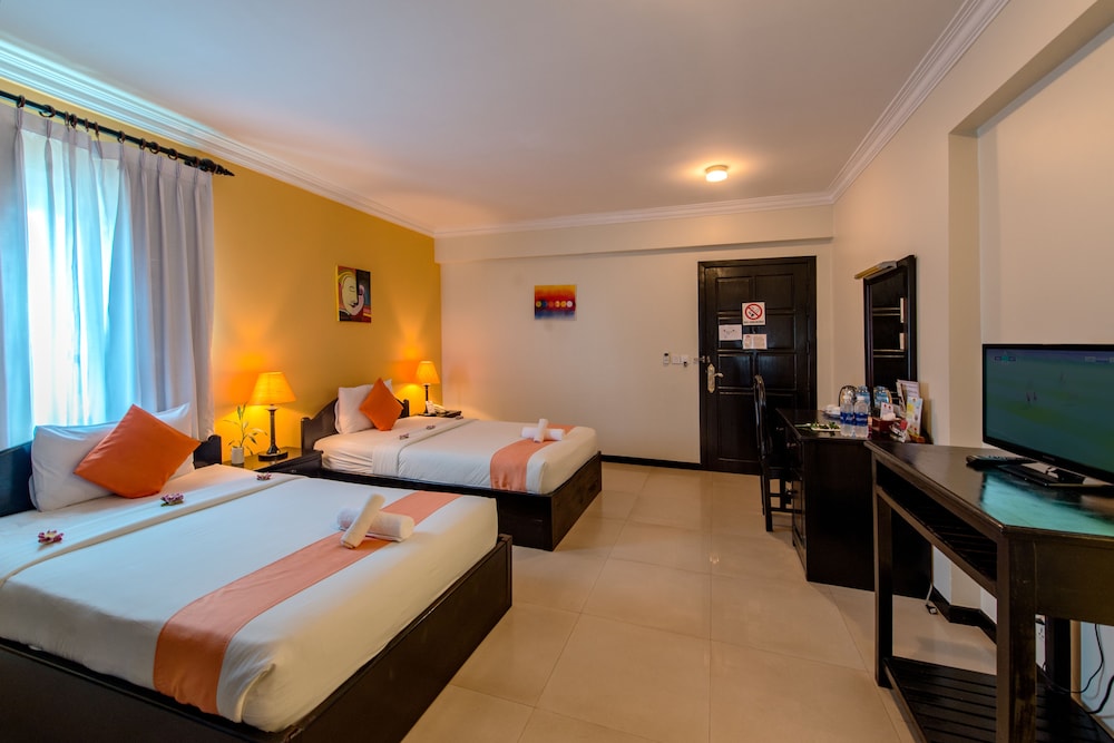 Superior Double or Twin Room - Photo 12