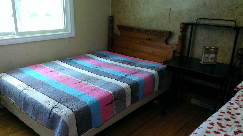 Two Double Room, Shared Bathroom photo 1