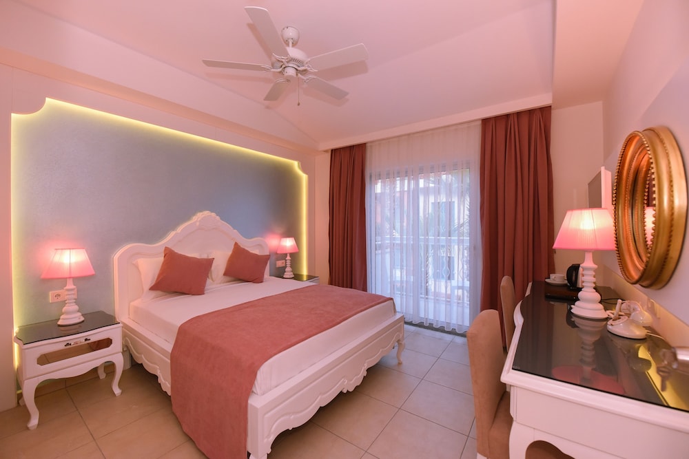 Deluxe Standard Room