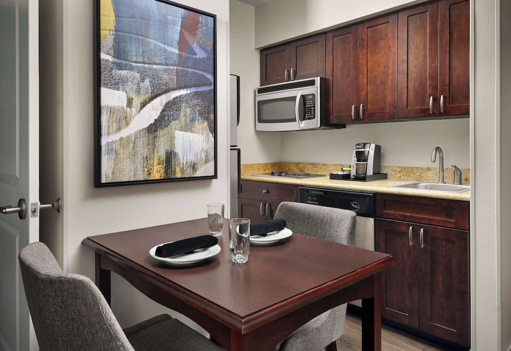Suite, Accessible - Photo 4