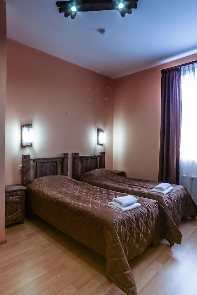 Standard Twin Room photo 2
