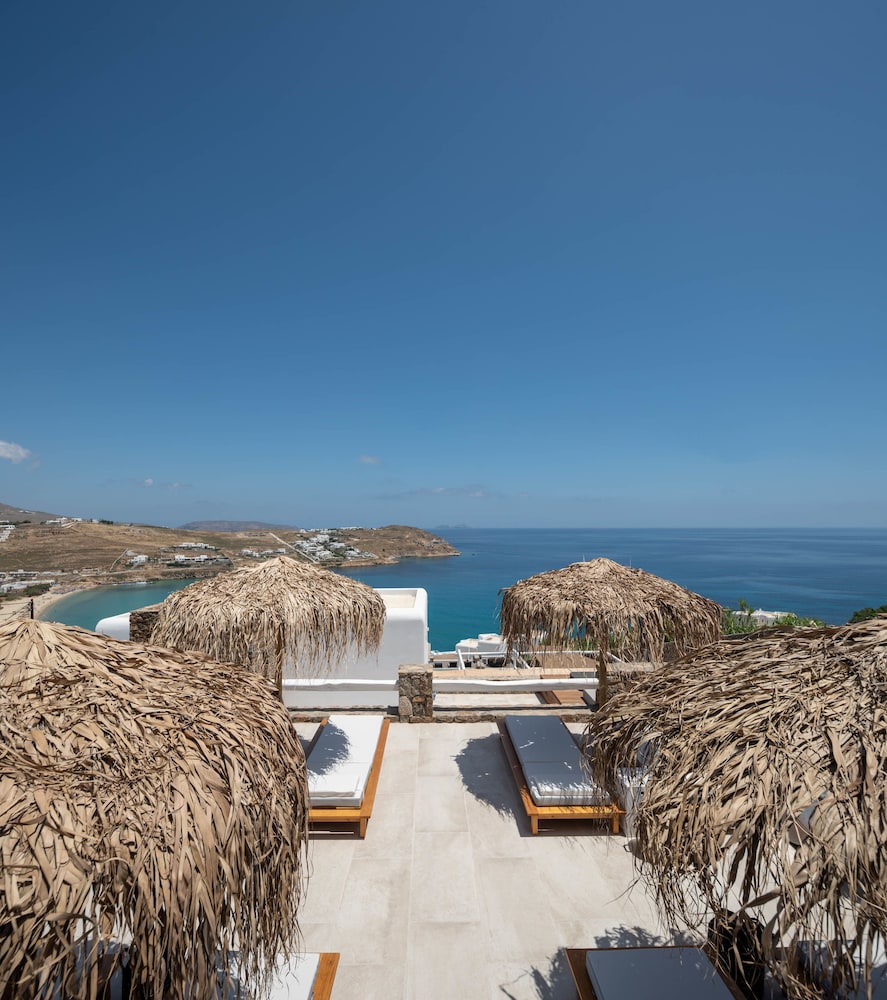 Senior Suite, Sea View - Photo 10