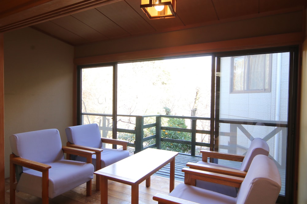 Japanese Style Room With Private Bathroom photo 3
