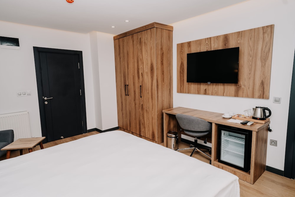 Standard Double Room photo 3