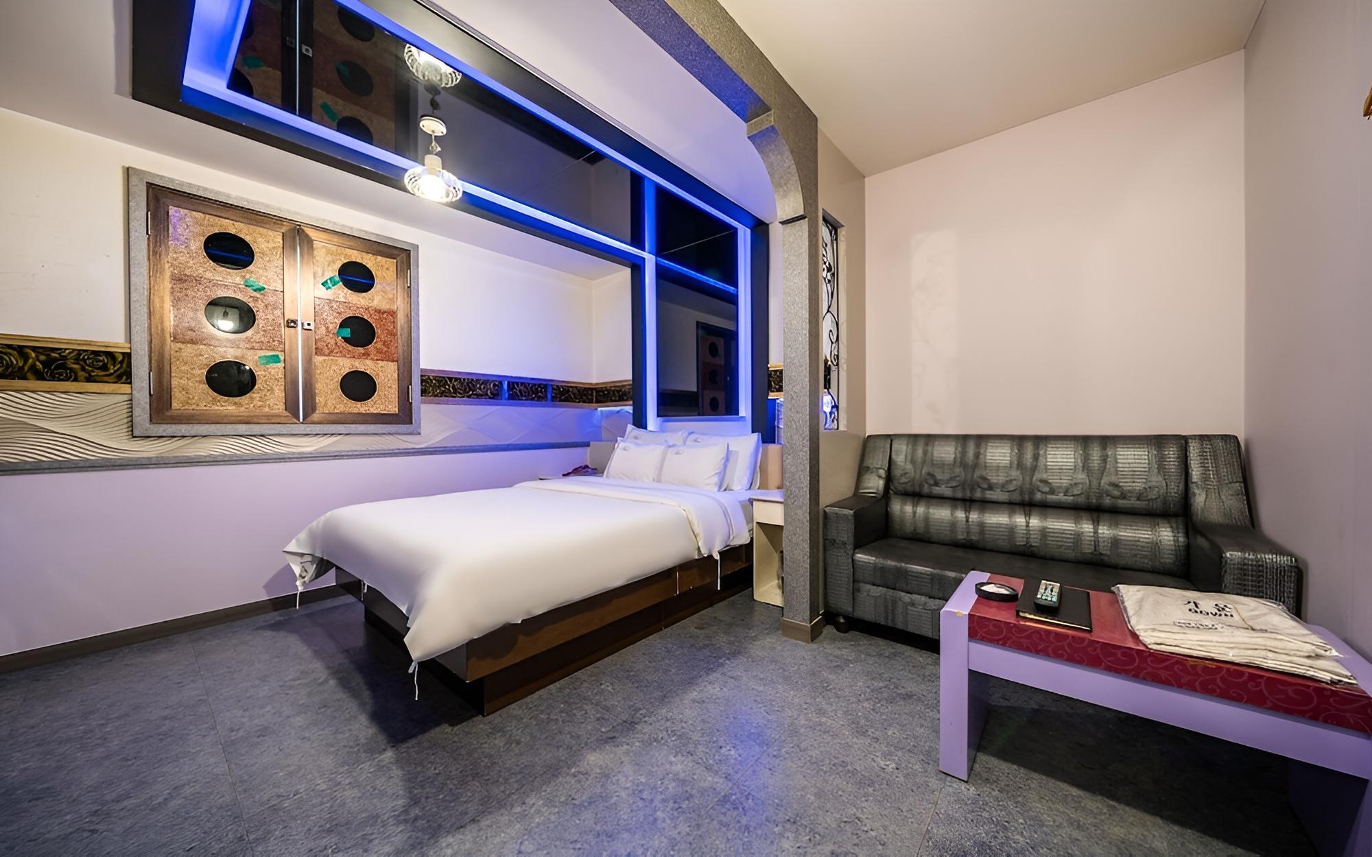 Room (General room-physical identification ) - Photo 6