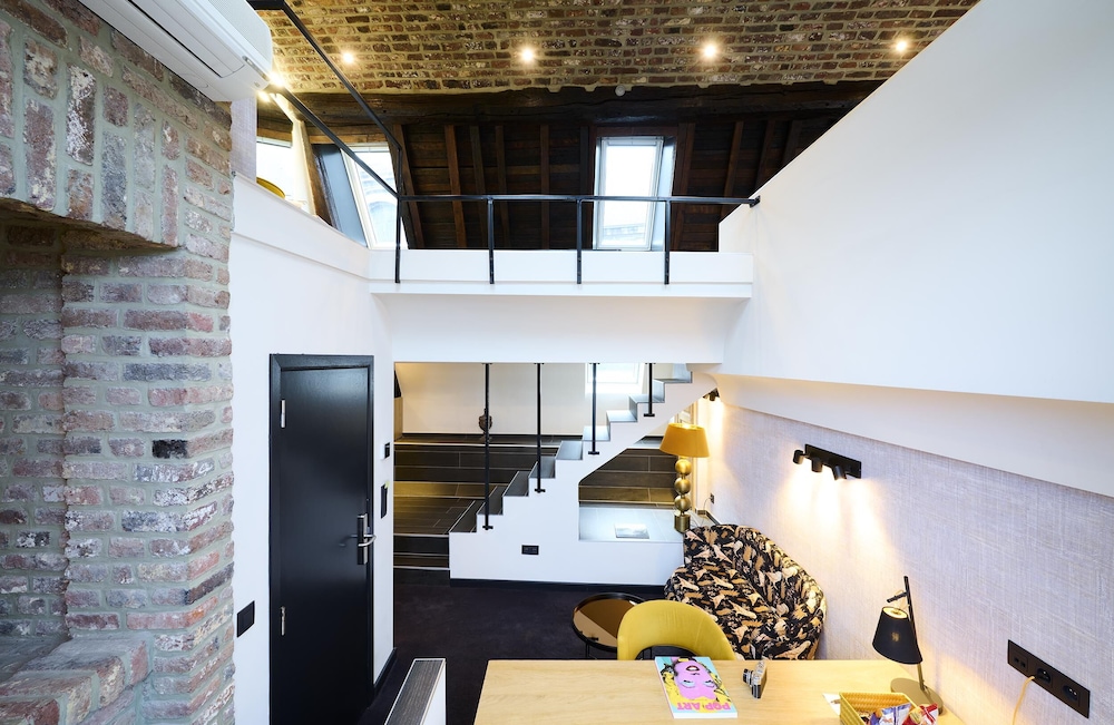 Luxury Suite with Spa Bath and Balcony