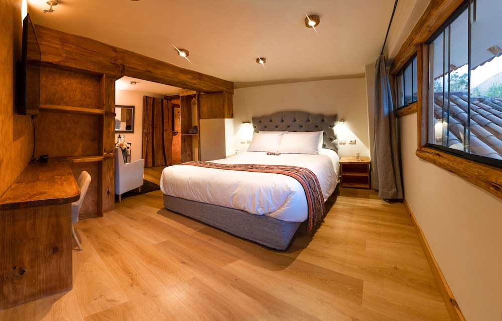 Classic Studio, 1 Queen Bed photo 1