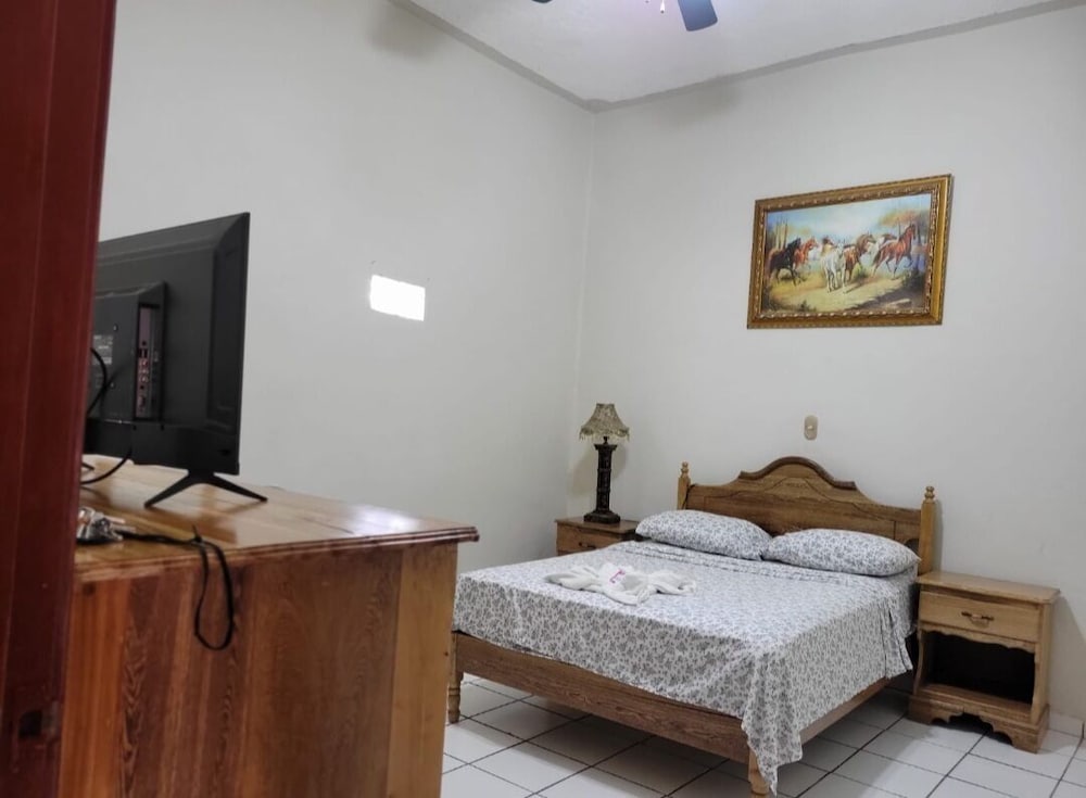 Basic Room photo 1