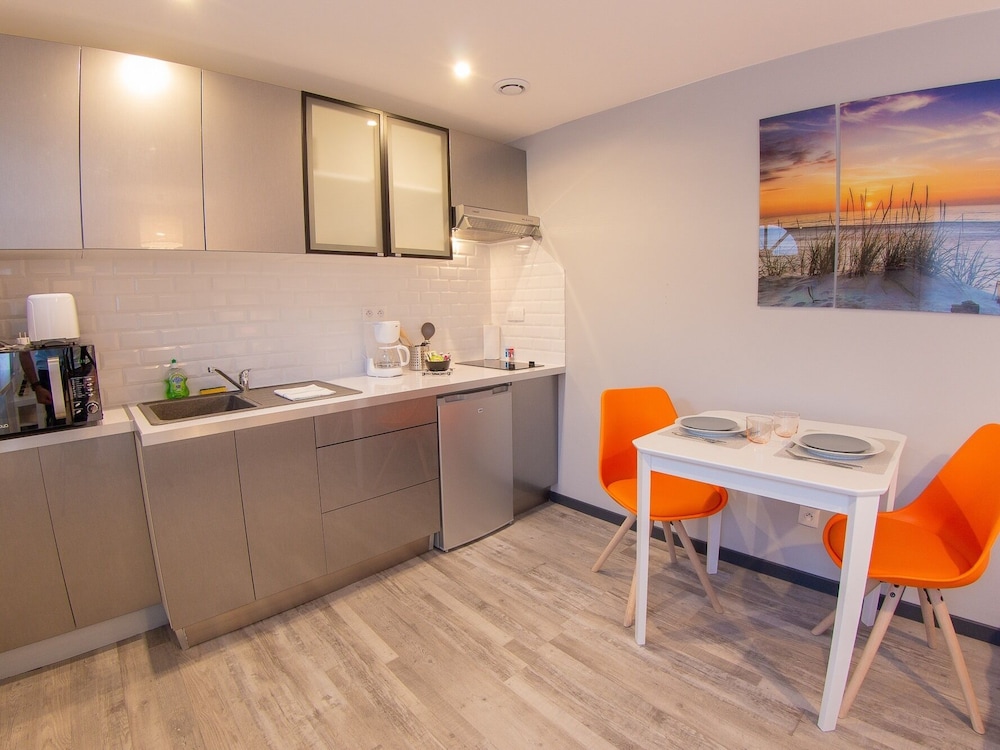 Luxury Studio, Ensuite photo 2