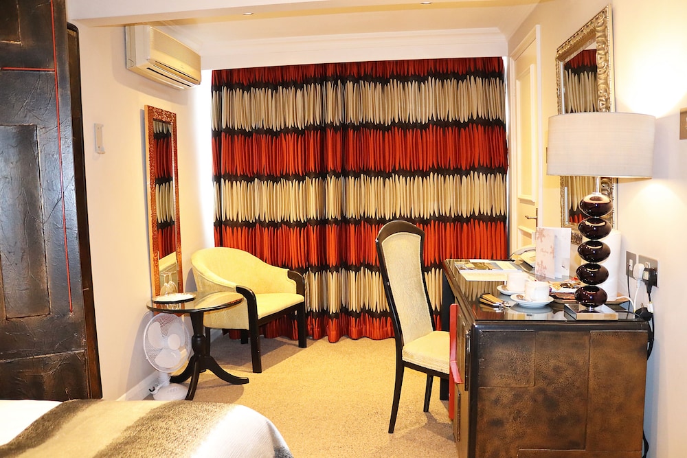 Standard Double Room - Photo 3