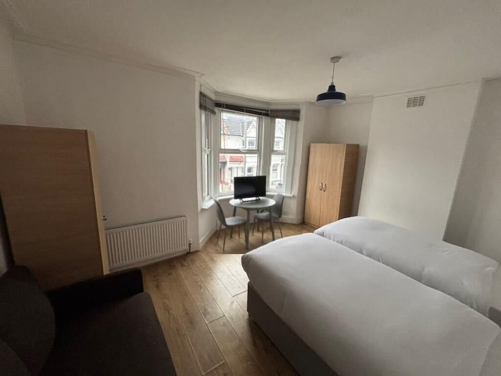 Basic Double Room, Shared Bathroom