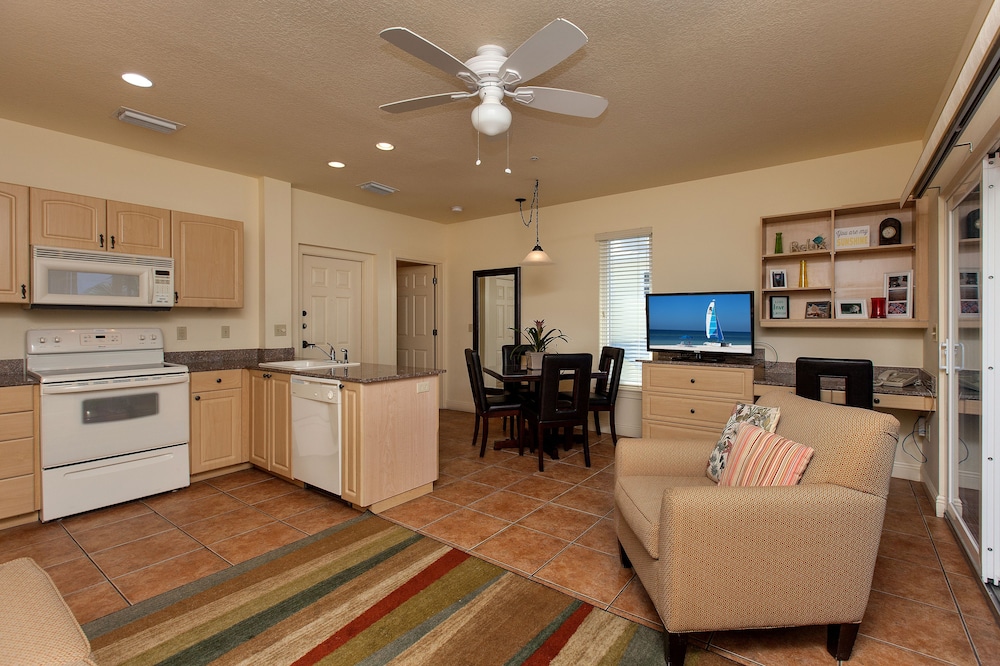 Sabal Palm One Bedroom photo 3