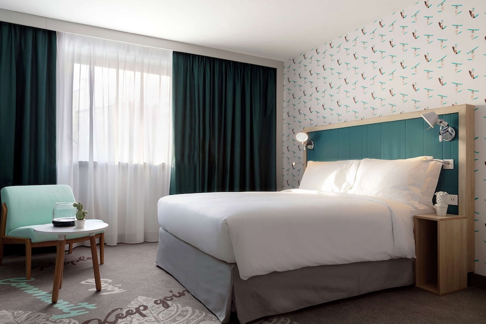Room, 1 Queen Bed, Accessible photo 3