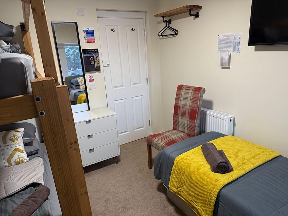 Triple Room, Shared Bathroom photo 3