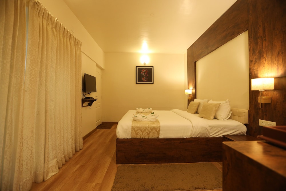 Deluxe Room, 1 King Bed
