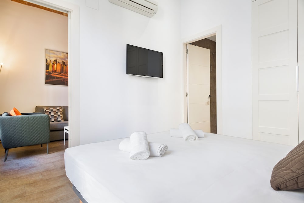Apartment (2 Bedrooms) photo 3