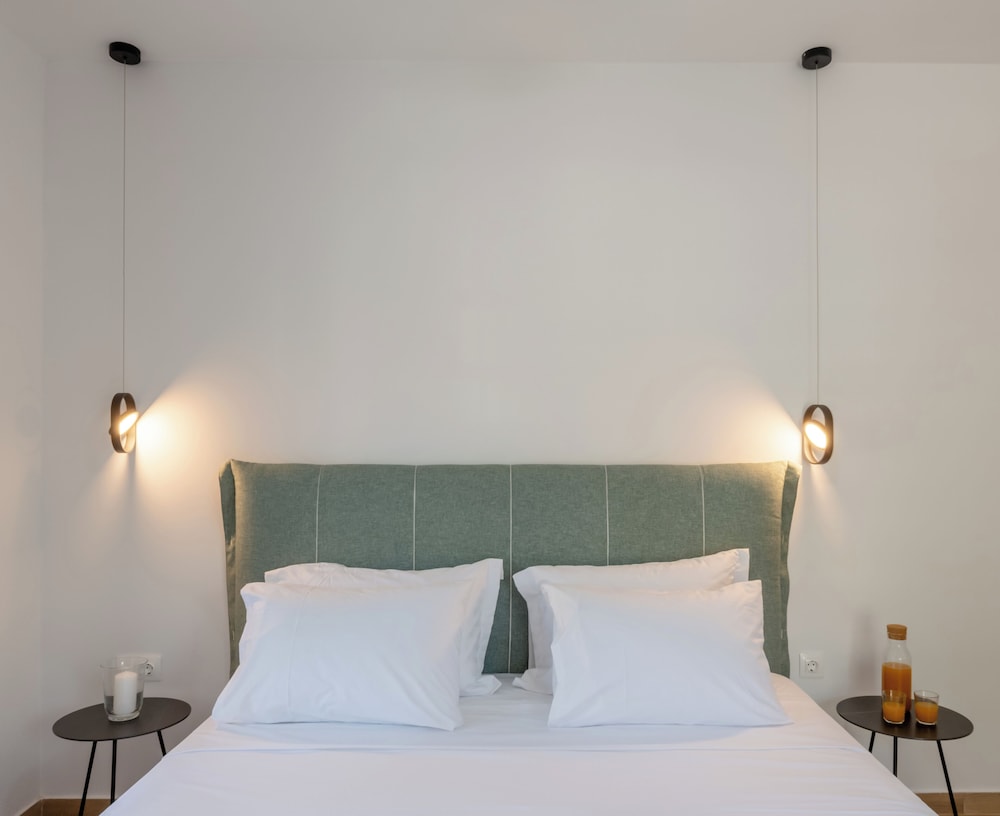 Deluxe Double Room Side Sea View - Photo 6